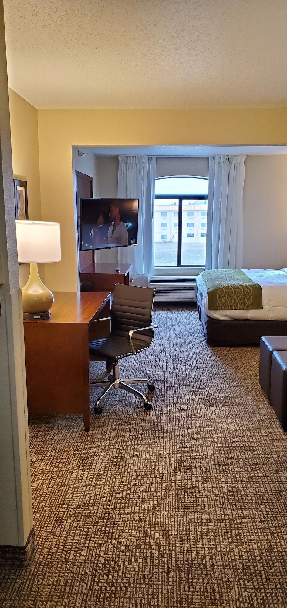 Hotel Comfort & Decatur-forsyth Forsyth