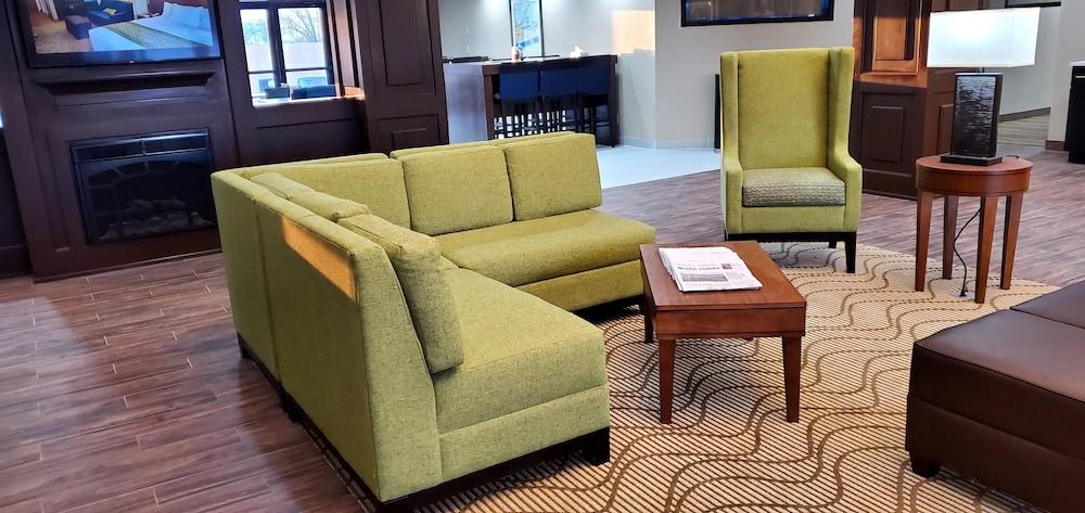 Hotel Comfort & Decatur-forsyth 3*