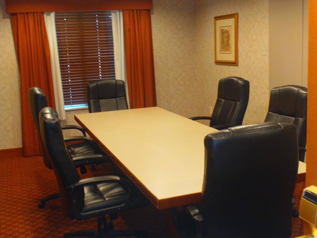 Hotel Comfort & Decatur-forsyth Forsyth