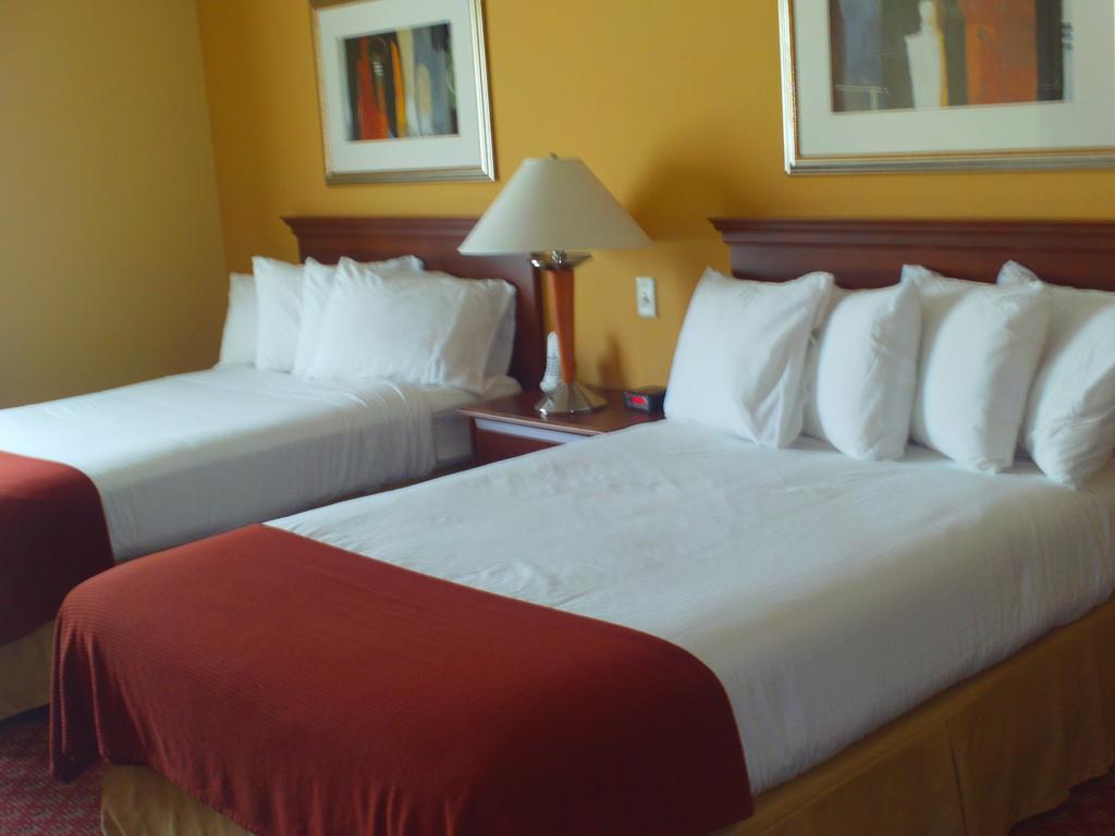 Comfort & Decatur-forsyth Hotel Forsyth