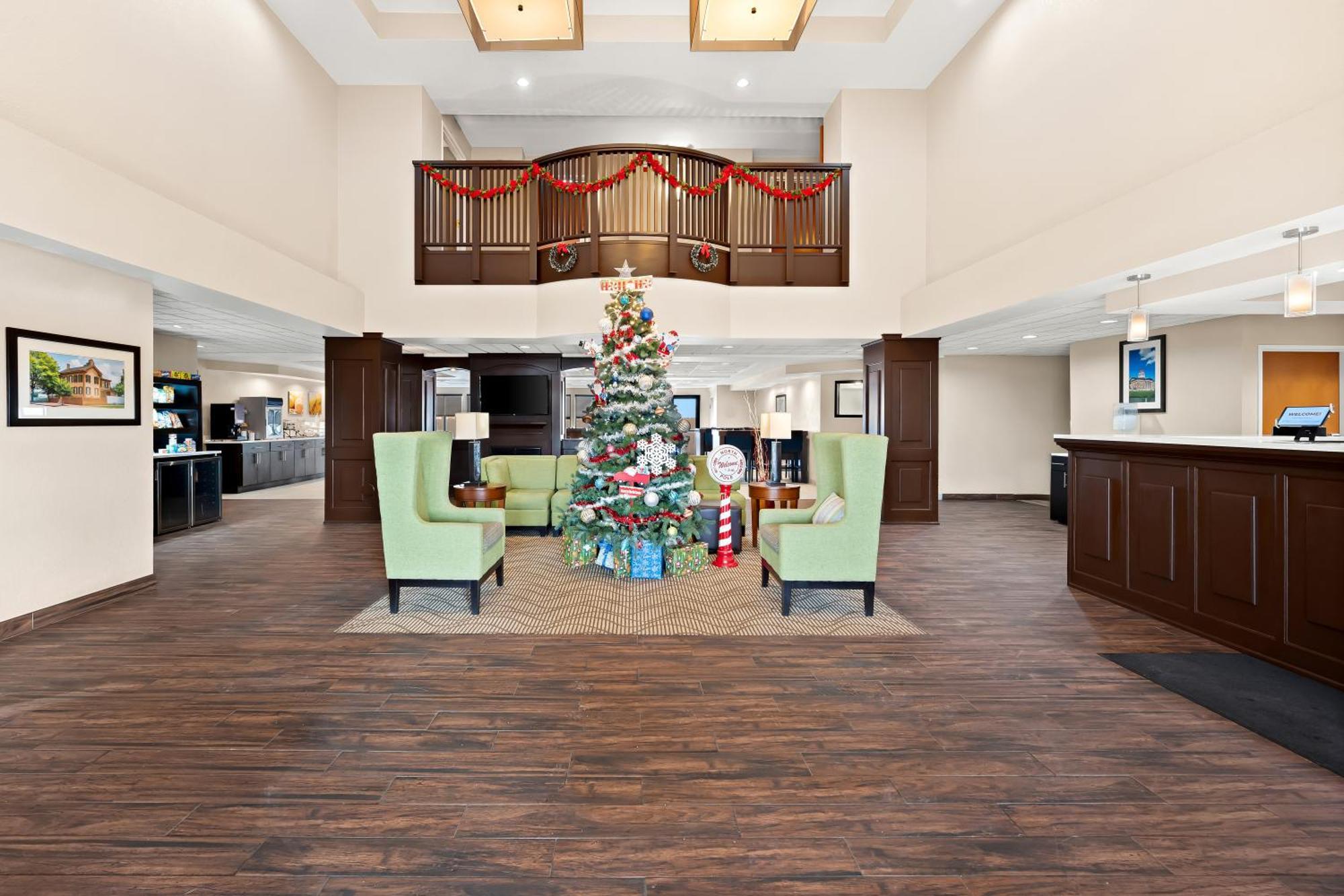Comfort & Decatur-forsyth Hotel